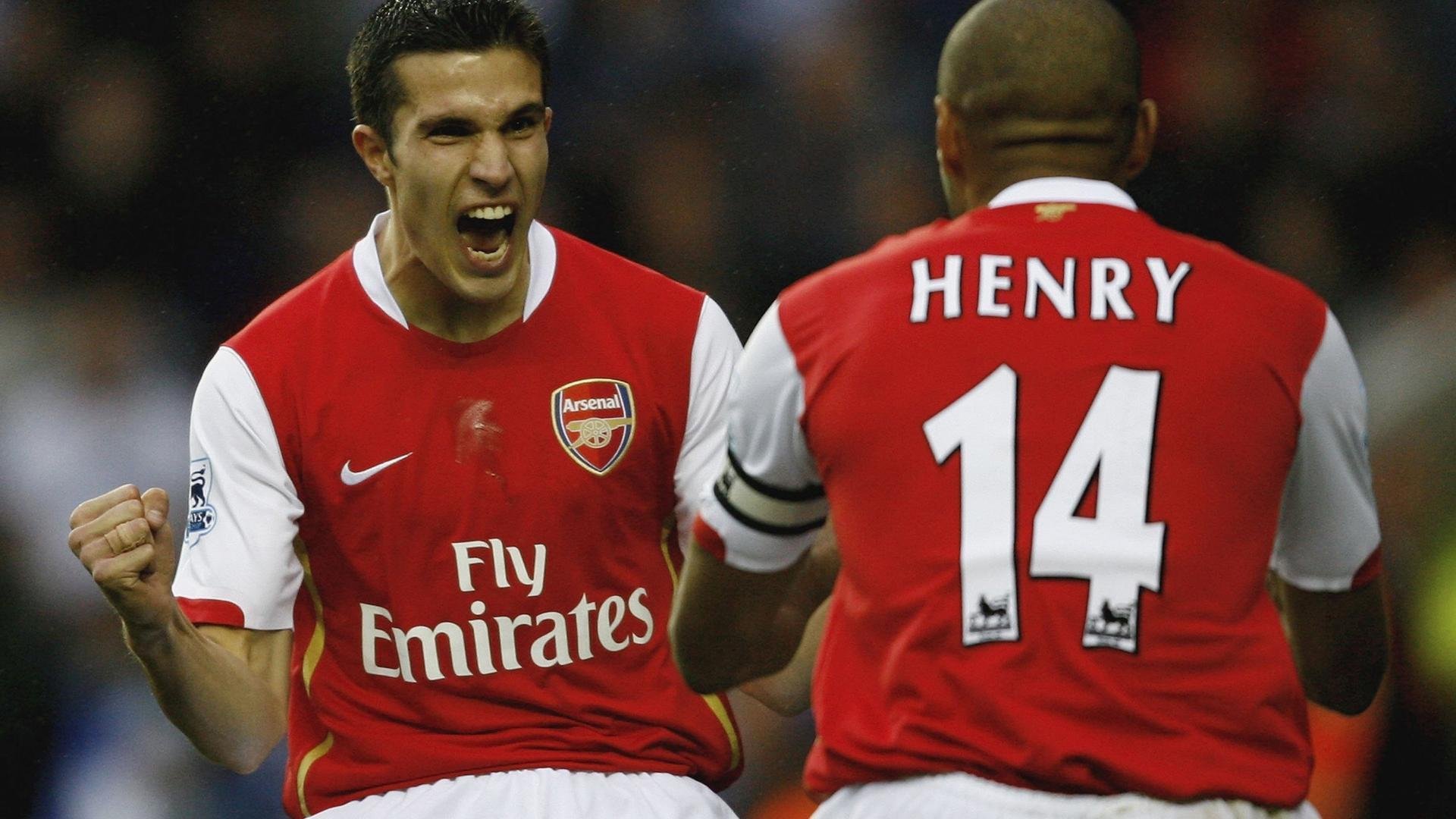 勇者无惧：欧冠比赛中的“铁血拼搏”精神，勇者无惧出自